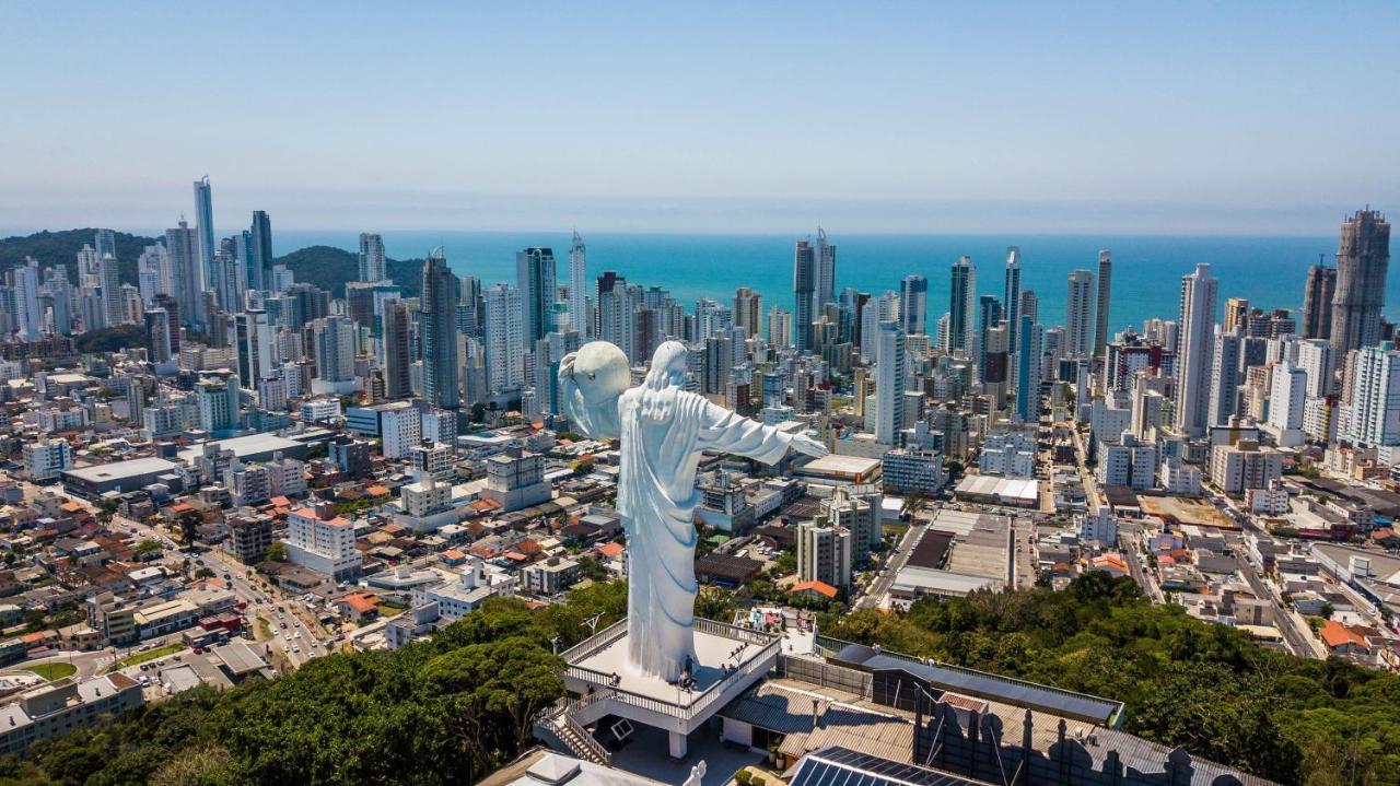 Estaleiro Com Charme - Ar, Churras E Pet Friendly Balneário Camboriú Esterno foto