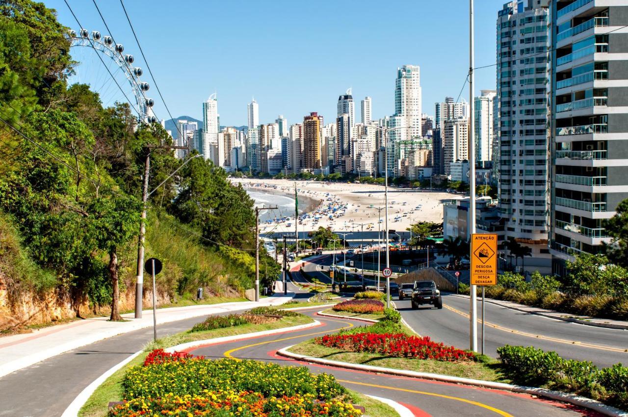 Estaleiro Com Charme - Ar, Churras E Pet Friendly Balneário Camboriú Esterno foto