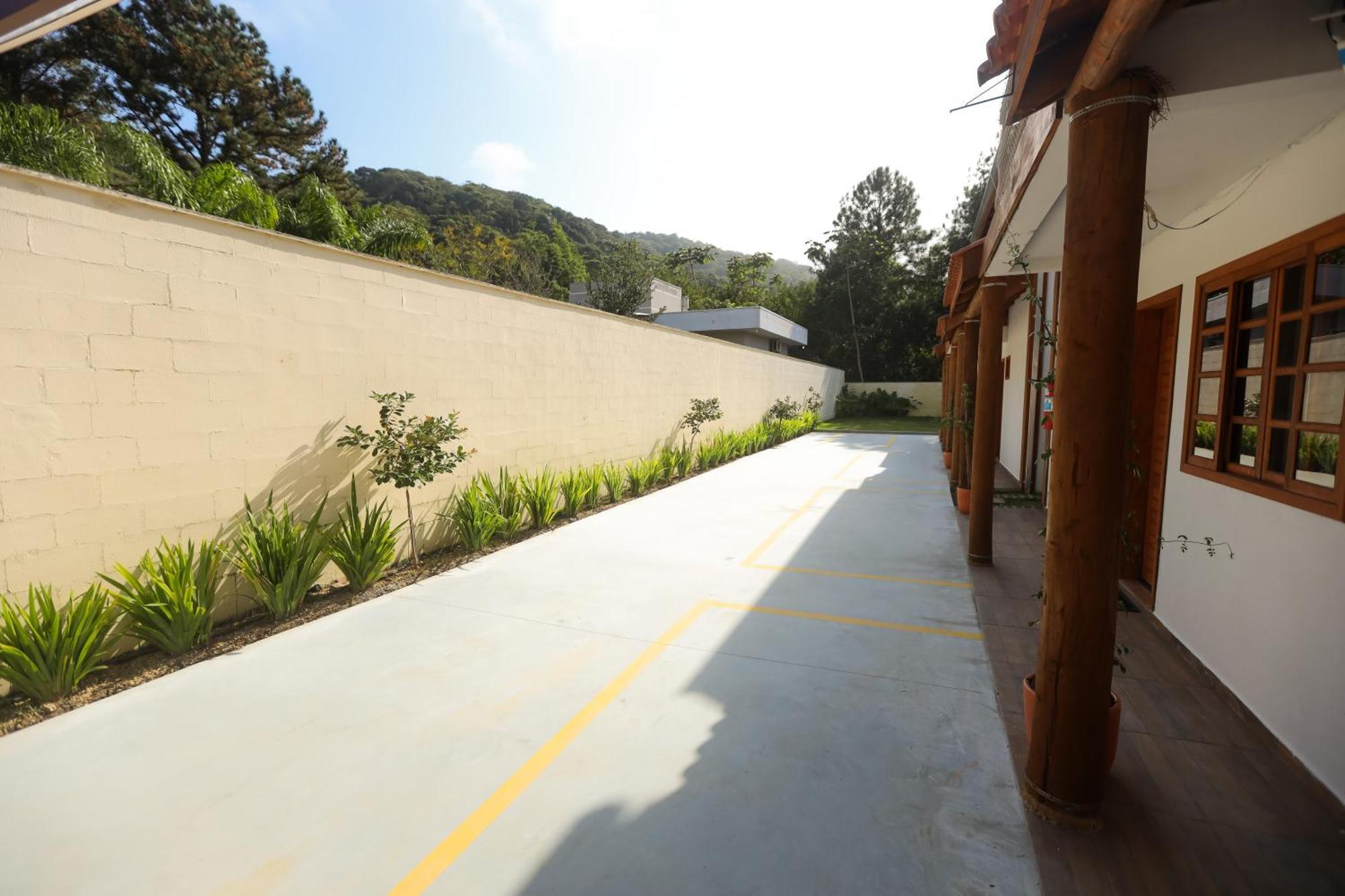 Estaleiro Com Charme - Ar, Churras E Pet Friendly Balneário Camboriú Esterno foto